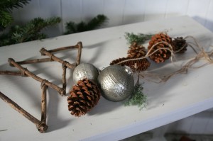Dekorativ koglebundt - Julekalender d. 12 december
