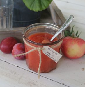 Æble og blomme marmelade - Opskrift nem og lækkert