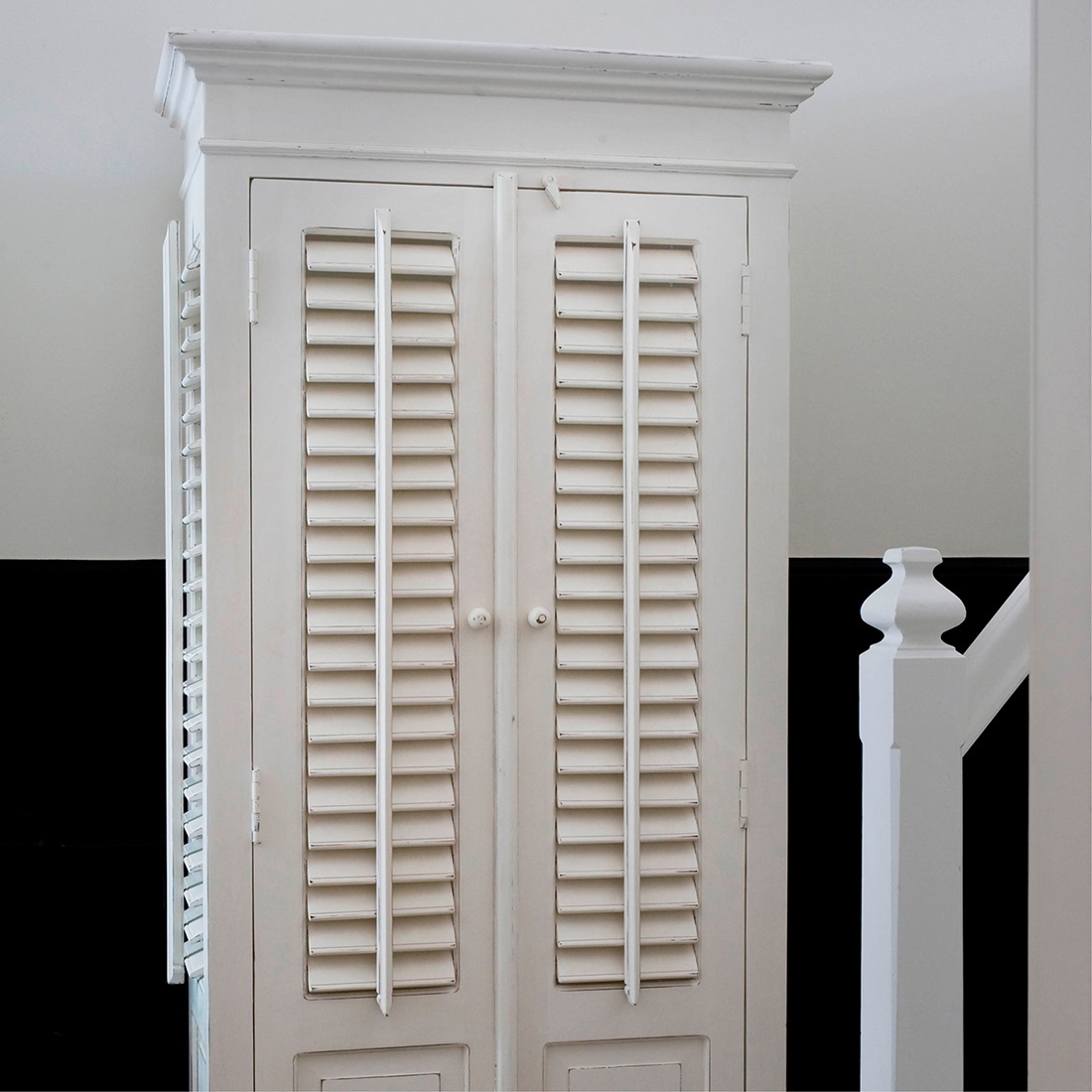 Skab New Orleans Cabinet BESTILLINGSVARER Skab New Orleans Cabinet BESTILLINGSVARER